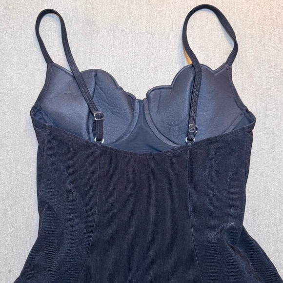 Vintage Newport News Black One Piece Swim Dress - Picture 4 of 6